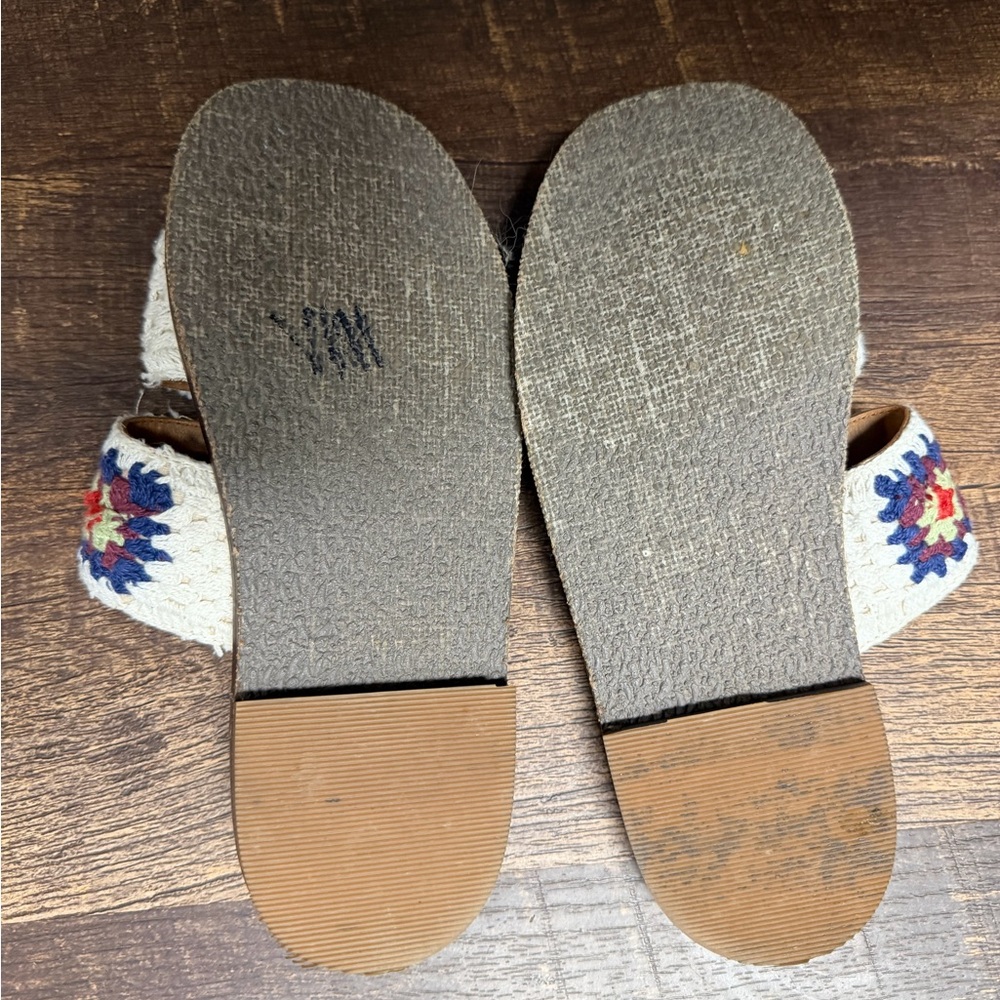 Free People Women's White Crochet Double Strap Slide Sandals - Picture 3 of 4